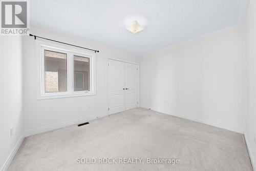 122 Mcdonnell Crescent, Bradford West Gwillimbury, ON - Indoor Photo Showing Other Room