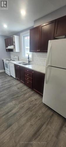 121 Seventh Street, Midland, ON - Indoor Photo Showing Kitchen