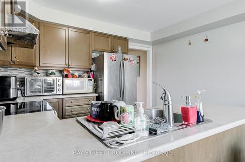 9958 Mccowan Road, Markham, ON - Indoor Photo Showing Kitchen