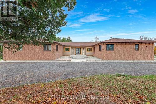 20817 Mccowan Road, East Gwillimbury, ON - Outdoor