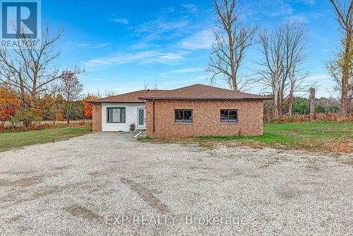 20817 Mccowan Road, East Gwillimbury, ON - Outdoor