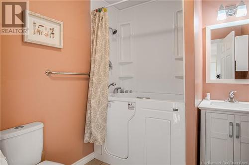 31 Donaldson Street, Saint John, NB - Indoor Photo Showing Bathroom