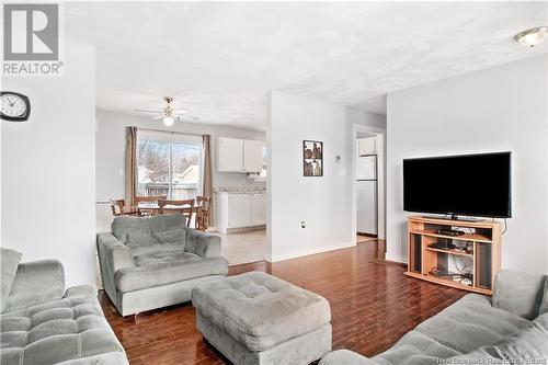 91 Ashley Crescent, Moncton, NB - Indoor Photo Showing Living Room