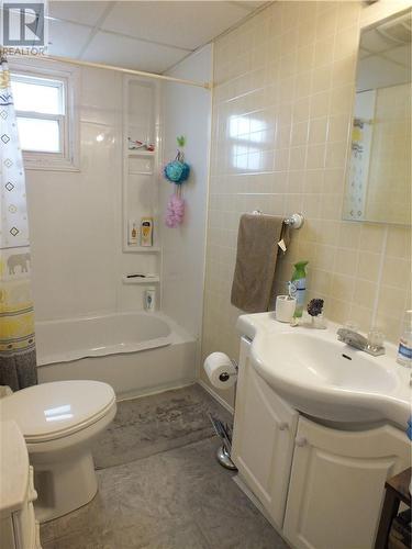 2 Mooney Street, Capreol, ON - Indoor Photo Showing Bathroom