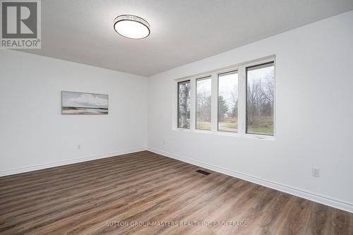 5972 First Lake Road, South Frontenac (Frontenac South), ON - Indoor Photo Showing Other Room