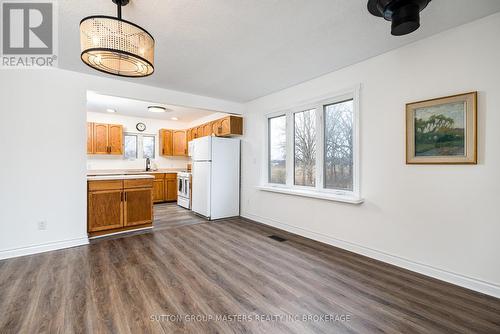 5972 First Lake Road, South Frontenac (Frontenac South), ON - Indoor Photo Showing Kitchen