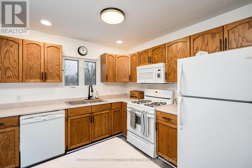 5972 First Lake Road, South Frontenac (Frontenac South), ON - Indoor Photo Showing Kitchen