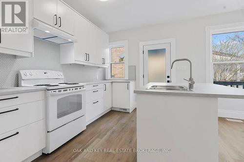 43 Queen Street, St. Thomas, ON - Indoor Photo Showing Kitchen With Double Sink