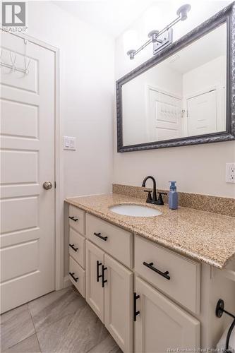 136 Water Street, Woodstock, NB - Indoor Photo Showing Bathroom