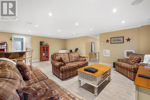 8 Nicholas Place, Paradise, NL - Indoor Photo Showing Living Room