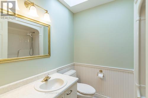 98 Navigators Trail, Kawartha Lakes (Bobcaygeon), ON - Indoor Photo Showing Bathroom