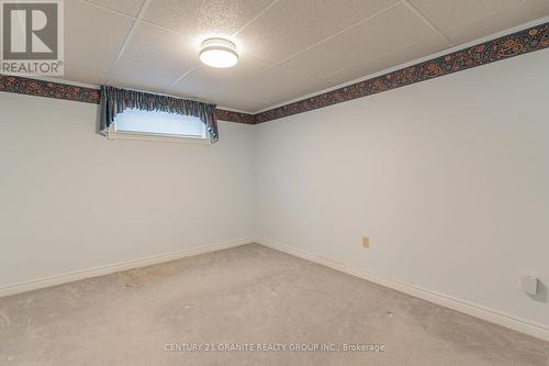 98 Navigators Trail, Kawartha Lakes (Bobcaygeon), ON - Indoor Photo Showing Other Room