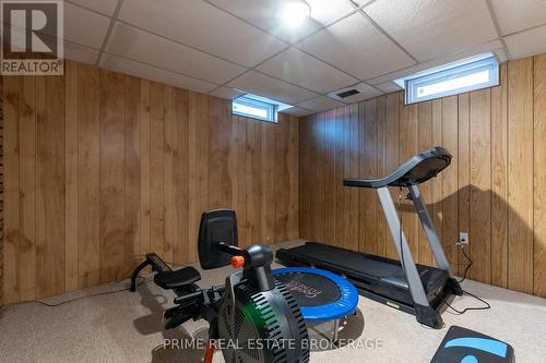 696 Barclay Place, London, ON - Indoor Photo Showing Gym Room