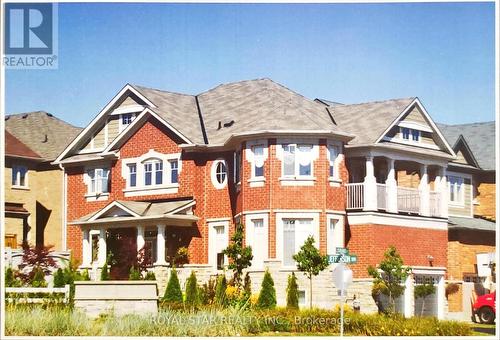 2 Lourakis Street, Richmond Hill, ON - Outdoor With Facade