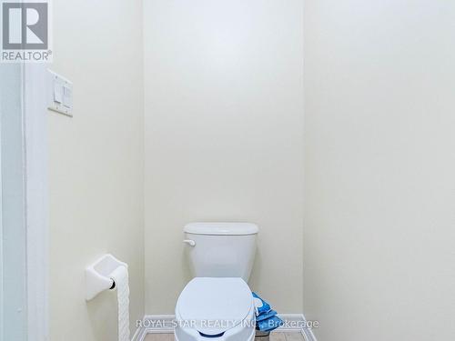 2 Lourakis Street, Richmond Hill, ON - Indoor Photo Showing Bathroom