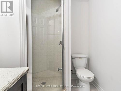 2 Lourakis Street, Richmond Hill, ON - Indoor Photo Showing Bathroom