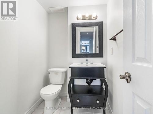 2 Lourakis Street, Richmond Hill, ON - Indoor Photo Showing Bathroom