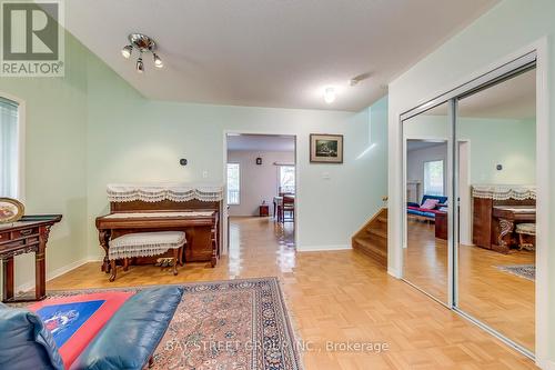 2117 Glenfield Road, Oakville, ON - Indoor