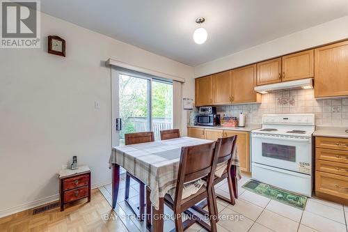 2117 Glenfield Road, Oakville, ON - Indoor Photo Showing Kitchen