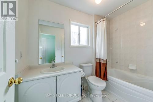 2117 Glenfield Road, Oakville, ON - Indoor Photo Showing Bathroom