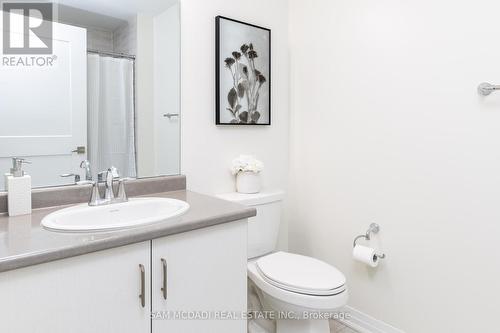 119 - 128 Grovewood Common, Oakville, ON - Indoor Photo Showing Bathroom