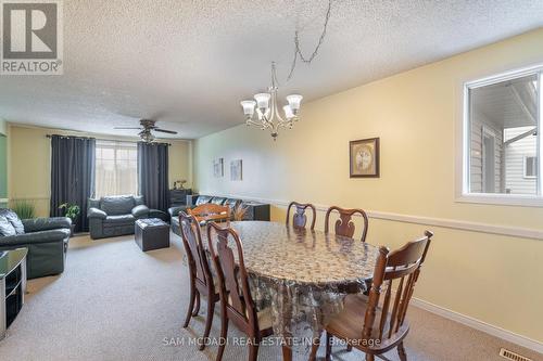 35 Parkland Crescent, Kitchener, ON - Indoor Photo Showing Dining Room