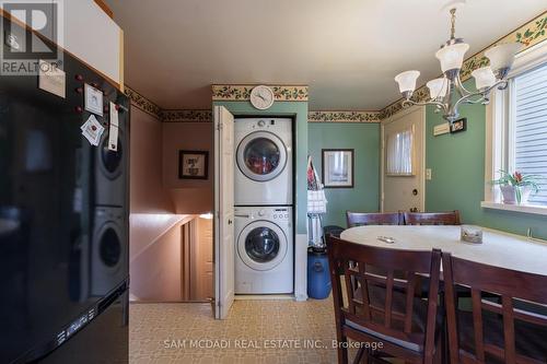 35 Parkland Crescent, Kitchener, ON - Indoor Photo Showing Laundry Room