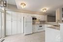 235 Rolling Meadow Crescent, Ottawa, ON  - Indoor Photo Showing Kitchen 