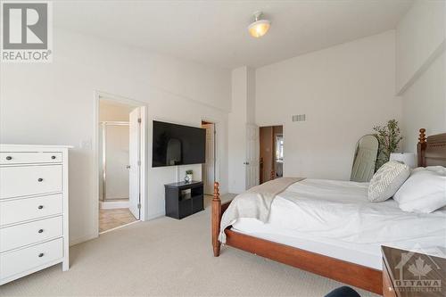 235 Rolling Meadow Crescent, Ottawa, ON - Indoor Photo Showing Bedroom