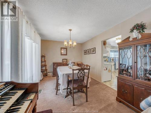 1219 Nottingham, Kingsville, ON - Indoor Photo Showing Dining Room