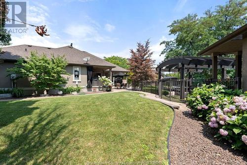 490 Allison Crescent, Tecumseh, ON - Outdoor