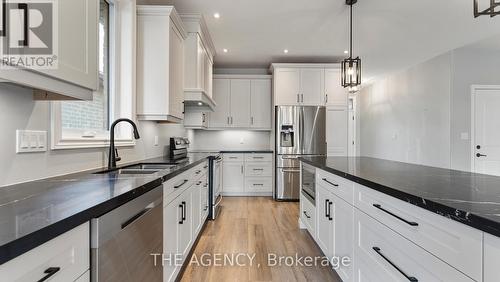 30 Hare Street, Norfolk, ON - Indoor Photo Showing Kitchen With Double Sink With Upgraded Kitchen