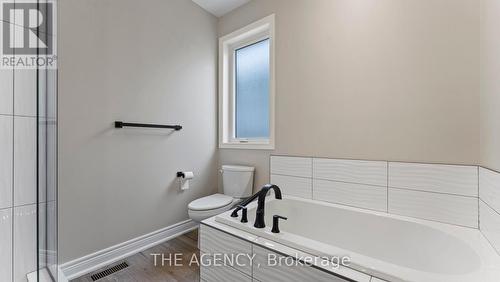 30 Hare Street, Norfolk, ON - Indoor Photo Showing Bathroom