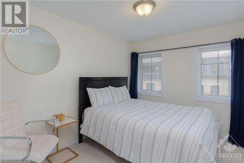 110 Lindenshade Drive Unit#B, Ottawa, ON - Indoor Photo Showing Bedroom