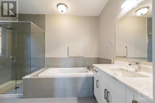 740 Cartographe Street, Ottawa, ON - Indoor Photo Showing Bathroom