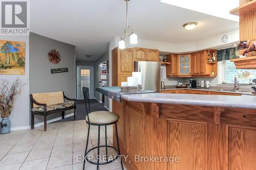 225 39Th Street, Wasaga Beach, ON - Indoor Photo Showing Kitchen