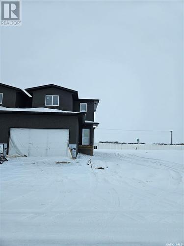 848 Delaet Bay, Warman, SK - Outdoor