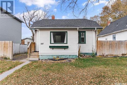 1017 7Th Street E, Saskatoon, SK - Outdoor