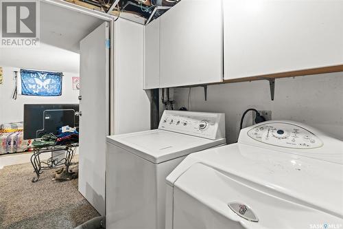 1017 7Th Street E, Saskatoon, SK - Indoor Photo Showing Laundry Room