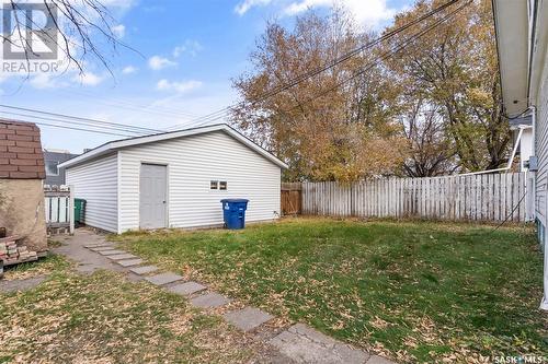 1017 7Th Street E, Saskatoon, SK - Outdoor