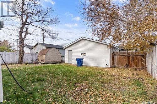 1017 7Th Street E, Saskatoon, SK - Outdoor