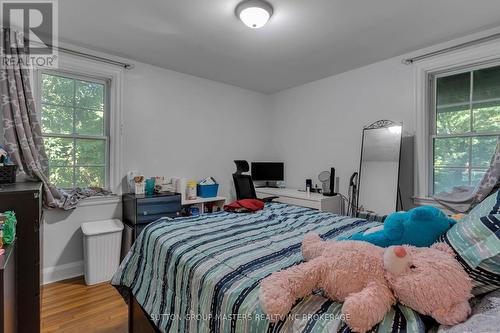 715 Brock Street, Kingston (Central City East), ON - Indoor Photo Showing Bedroom