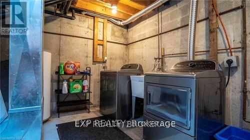 53 - 1460 Limberlost Road, London, ON - Indoor Photo Showing Laundry Room