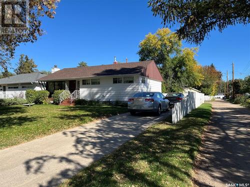 213 Wilson Crescent, Saskatoon, SK - Outdoor