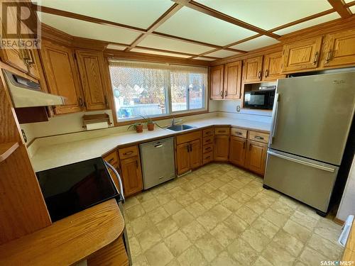 213 Wilson Crescent, Saskatoon, SK - Indoor Photo Showing Kitchen