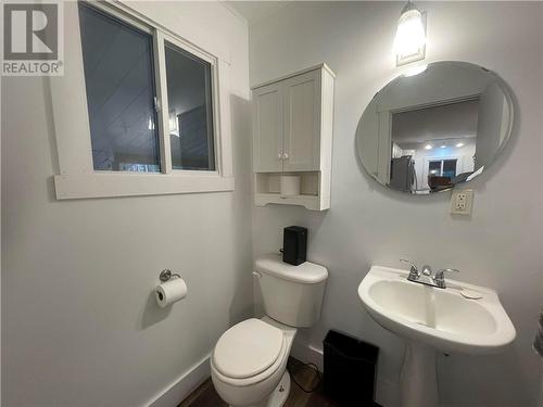 3 Park Drive, Wahnapitae, ON - Indoor Photo Showing Bathroom