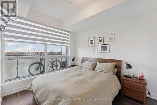 905 - 10 De Boers Drive, Toronto, ON - Indoor Photo Showing Bedroom