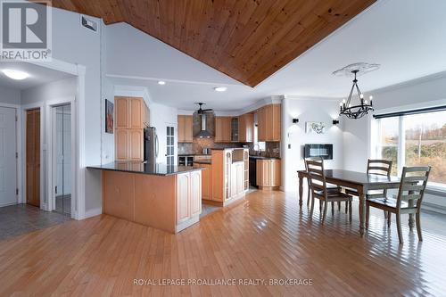 10 North Shore Road, Frontenac Islands (The Islands), ON - Indoor