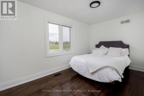 71 Janet Avenue, King, ON - Indoor Photo Showing Bedroom