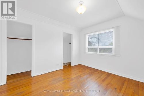 220 Pine Street, Belleville, ON - Indoor Photo Showing Other Room